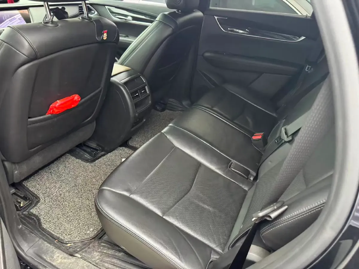 2020 Cadillac XT5 2.0T 241HP L4 9AT,autocango,china used car exporter,china ev exporter,chinese used car exporter,chinese used ev exporter