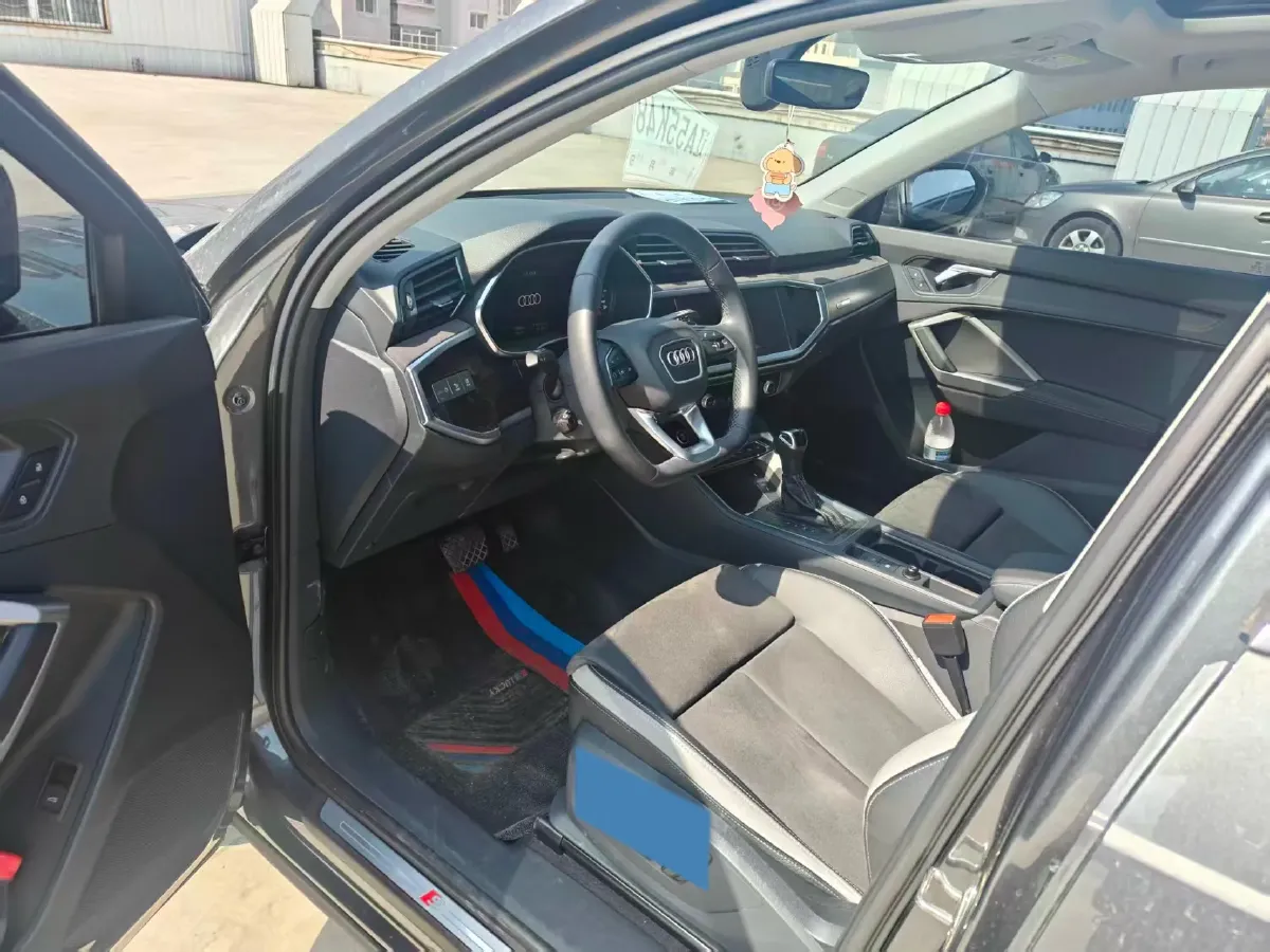 2023 Audi Q3 1.4T 150HP L4 7DCT,autocango,china used car exporter,china ev exporter,chinese used car exporter,chinese used ev exporter
