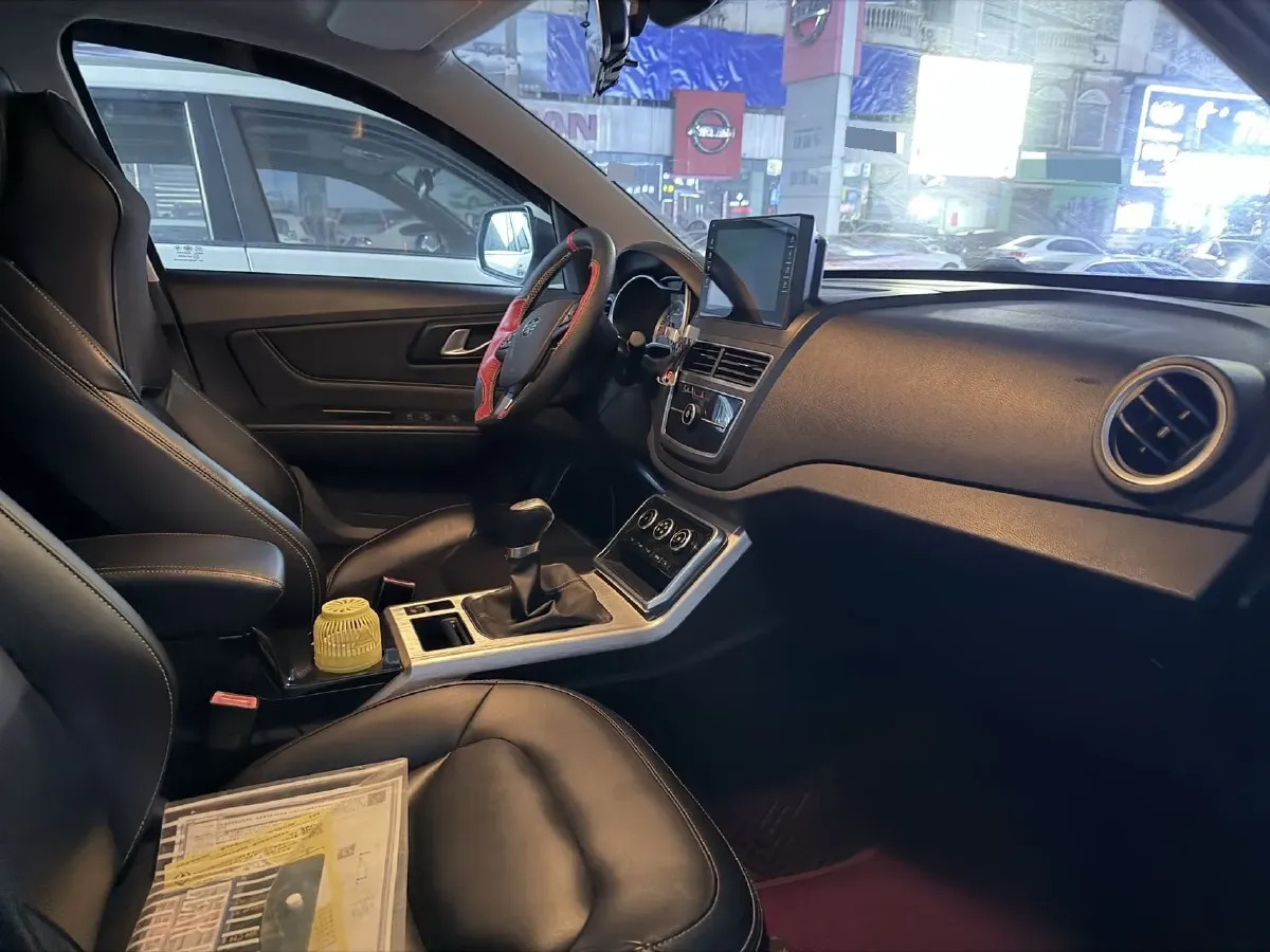 2019 Bestune X40 1.6L 114HP L4 5MT,autocango,china used car exporter,china ev exporter,chinese used car exporter,chinese used ev exporter