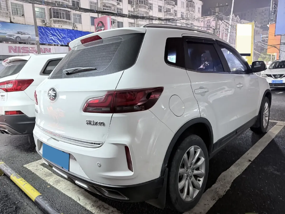 2019 Bestune X40 1.6L 114HP L4 5MT,autocango,china used car exporter,china ev exporter,chinese used car exporter,chinese used ev exporter
