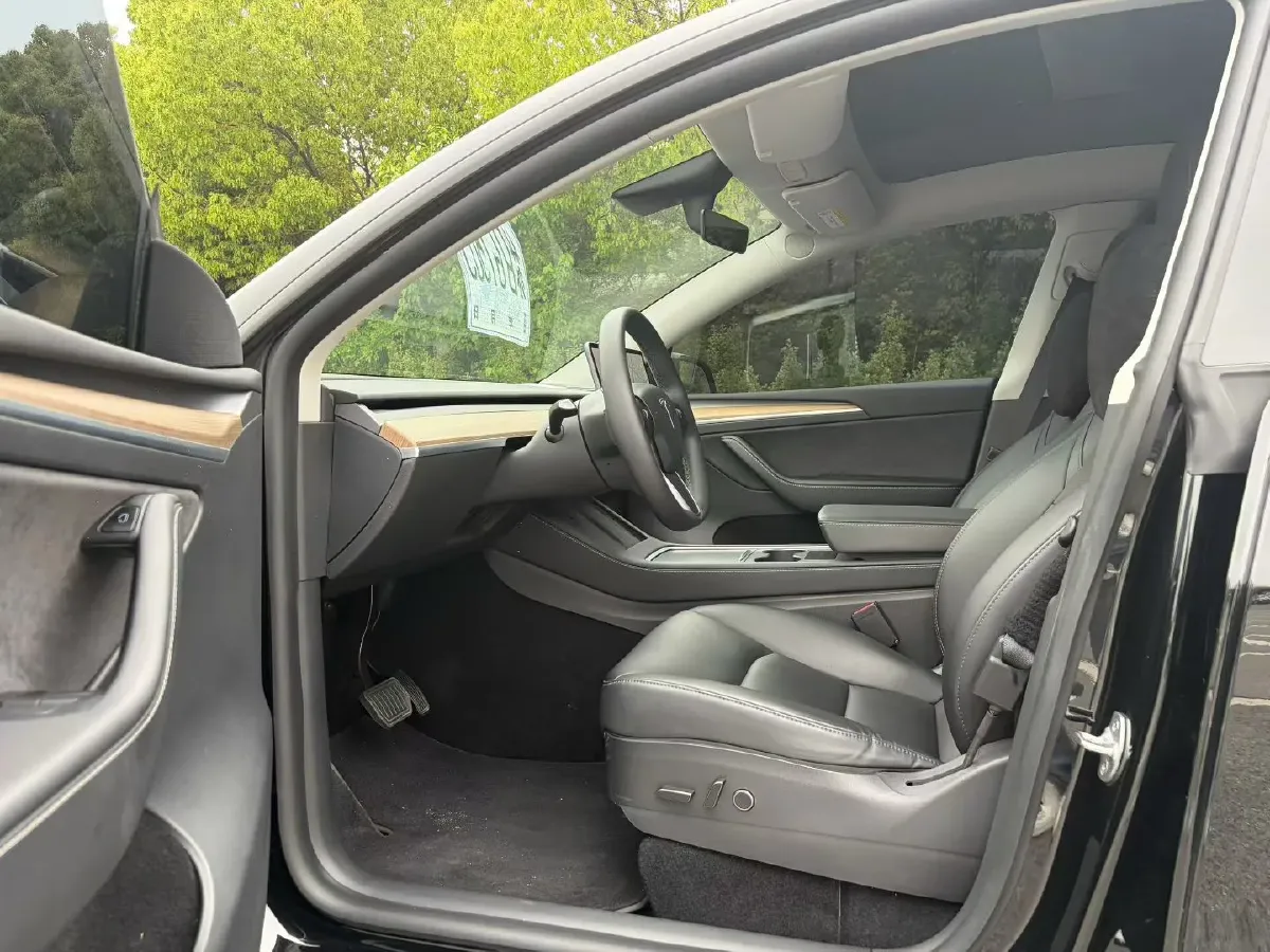 2021 MINI COUNTRYMAN 1.5T 136HP L3 8AT,autocango,china used car exporter,china ev exporter,chinese used car exporter,chinese used ev exporter