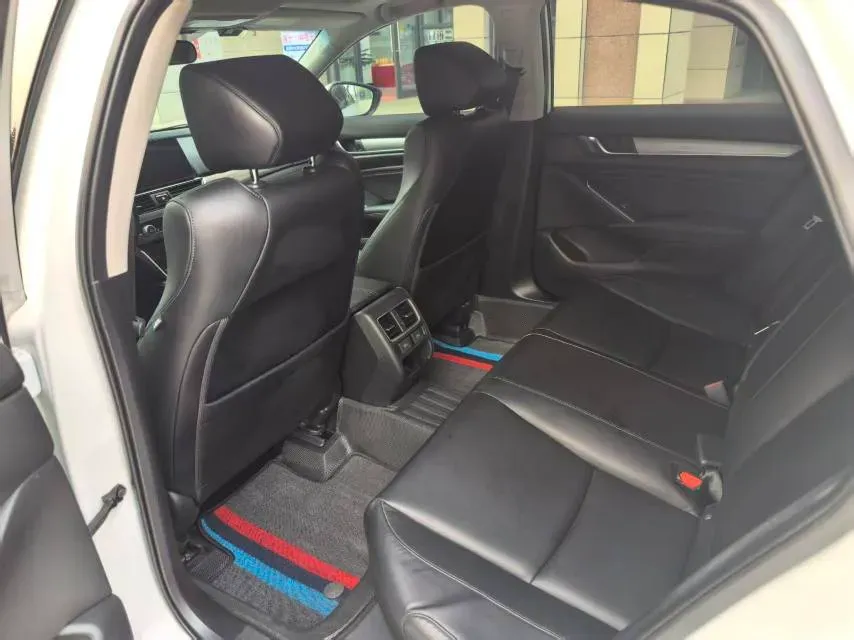 2022 Honda Accord 1.5T 194HP L4 CVT,autocango,china used car exporter,china ev exporter,chinese used car exporter,chinese used ev exporter