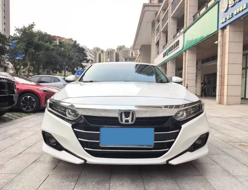 2022 Honda Accord 1.5T 194HP L4 CVT,autocango,china used car exporter,china ev exporter,chinese used car exporter,chinese used ev exporter