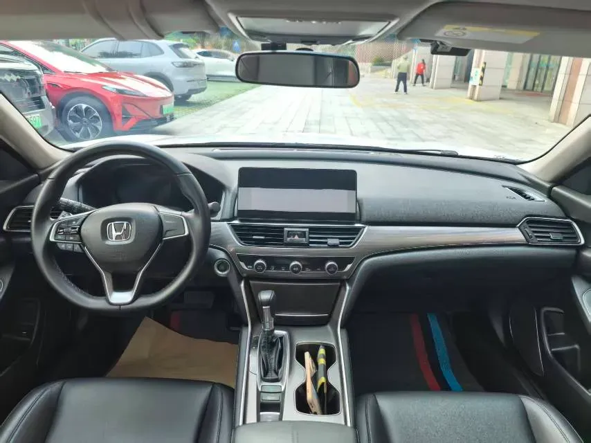 2022 Honda Accord 1.5T 194HP L4 CVT,autocango,china used car exporter,china ev exporter,chinese used car exporter,chinese used ev exporter