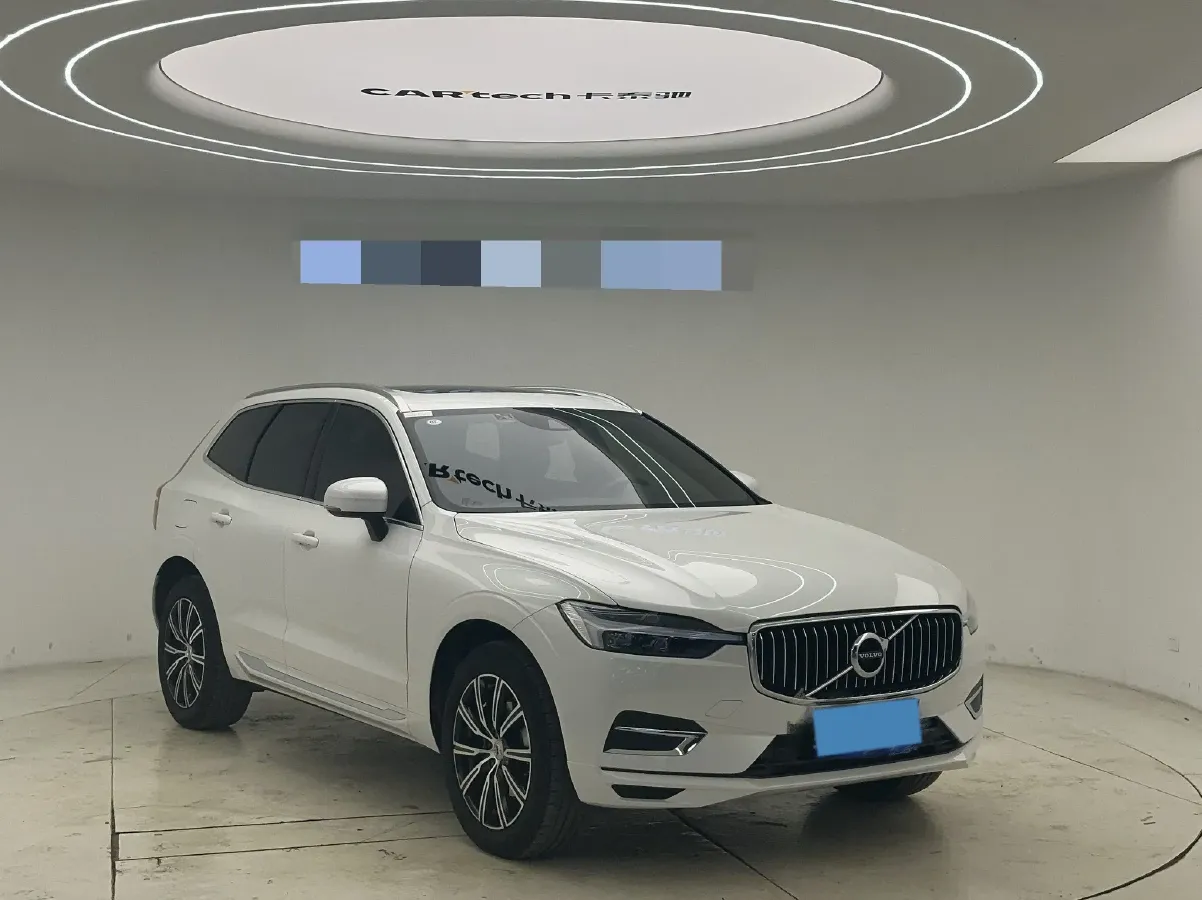 2021 Volvo XC60 2.0T 250HP L4 8AT,autocango,china used car exporter,china ev exporter,chinese used car exporter,chinese used ev exporter
