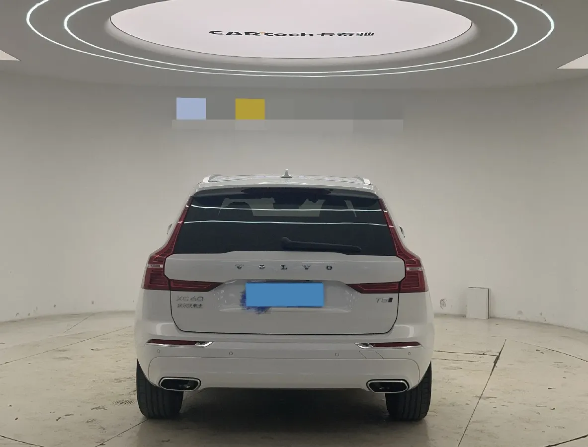 2021 Volvo XC60 2.0T 250HP L4 8AT,autocango,china used car exporter,china ev exporter,chinese used car exporter,chinese used ev exporter