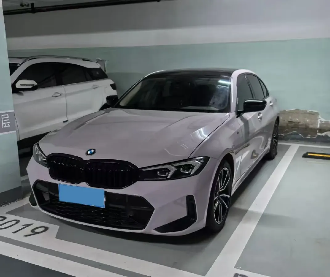 2023 BMW 3 Series 2.0T 156HP L4 8AT,autocango,china used car exporter,china ev exporter,chinese used car exporter,chinese used ev exporter
