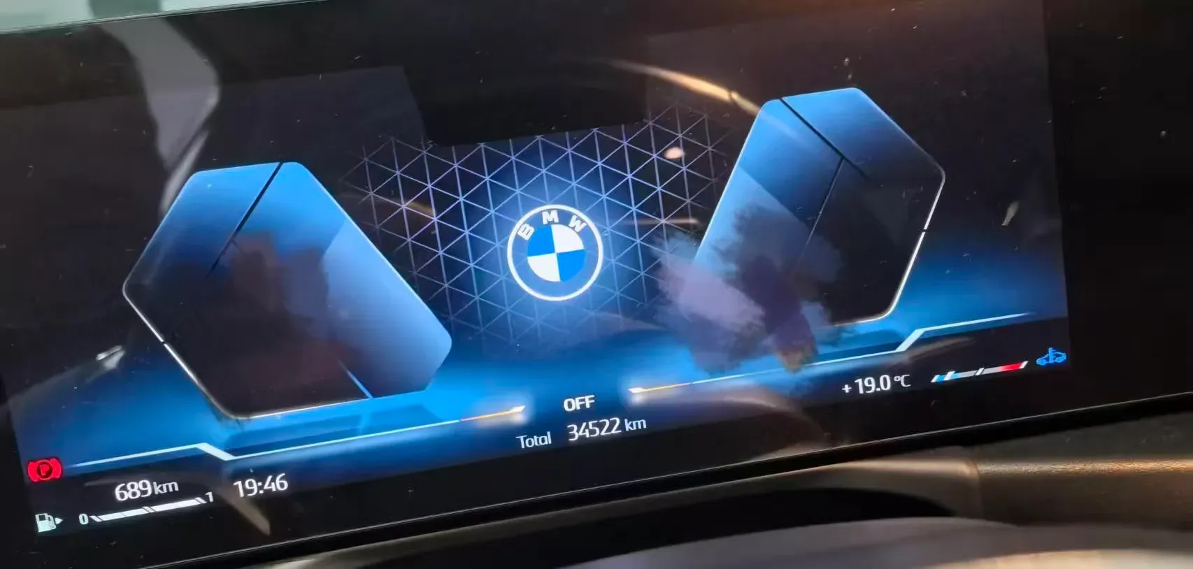 2023 BMW 3 Series 2.0T 156HP L4 8AT,autocango,china used car exporter,china ev exporter,chinese used car exporter,chinese used ev exporter