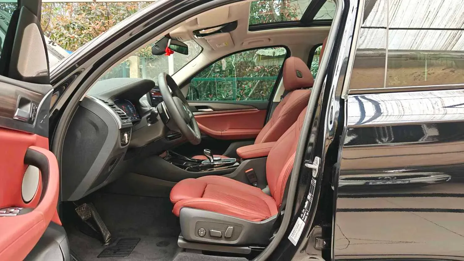 2023 BMW X3 2.0T 245HP L4 8AT,autocango,china used car exporter,china ev exporter,chinese used car exporter,chinese used ev exporter