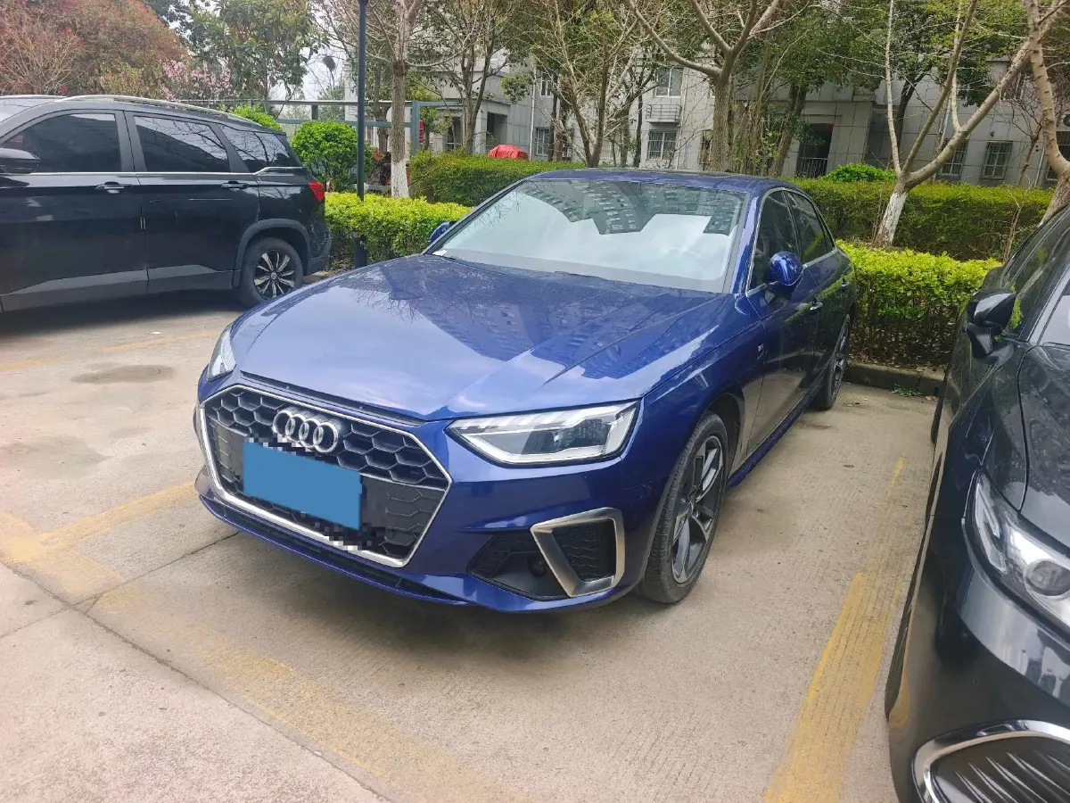 2020 Audi A4L 2.0T 190HP L4 7DCT,autocango,china used car exporter,china ev exporter,chinese used car exporter,chinese used ev exporter