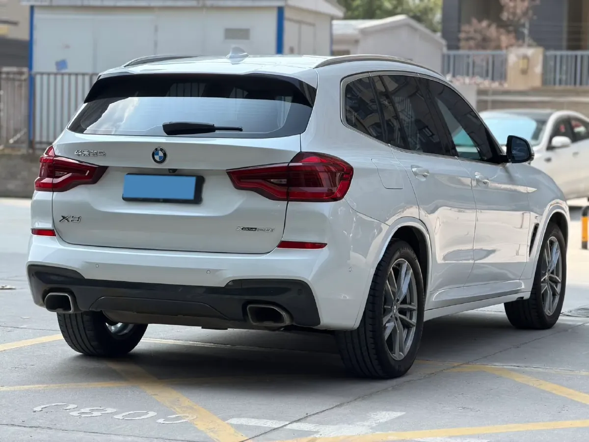 2021 BMW X3 2.0T 224HP L4 8AT,autocango,china used car exporter,china ev exporter,chinese used car exporter,chinese used ev exporter