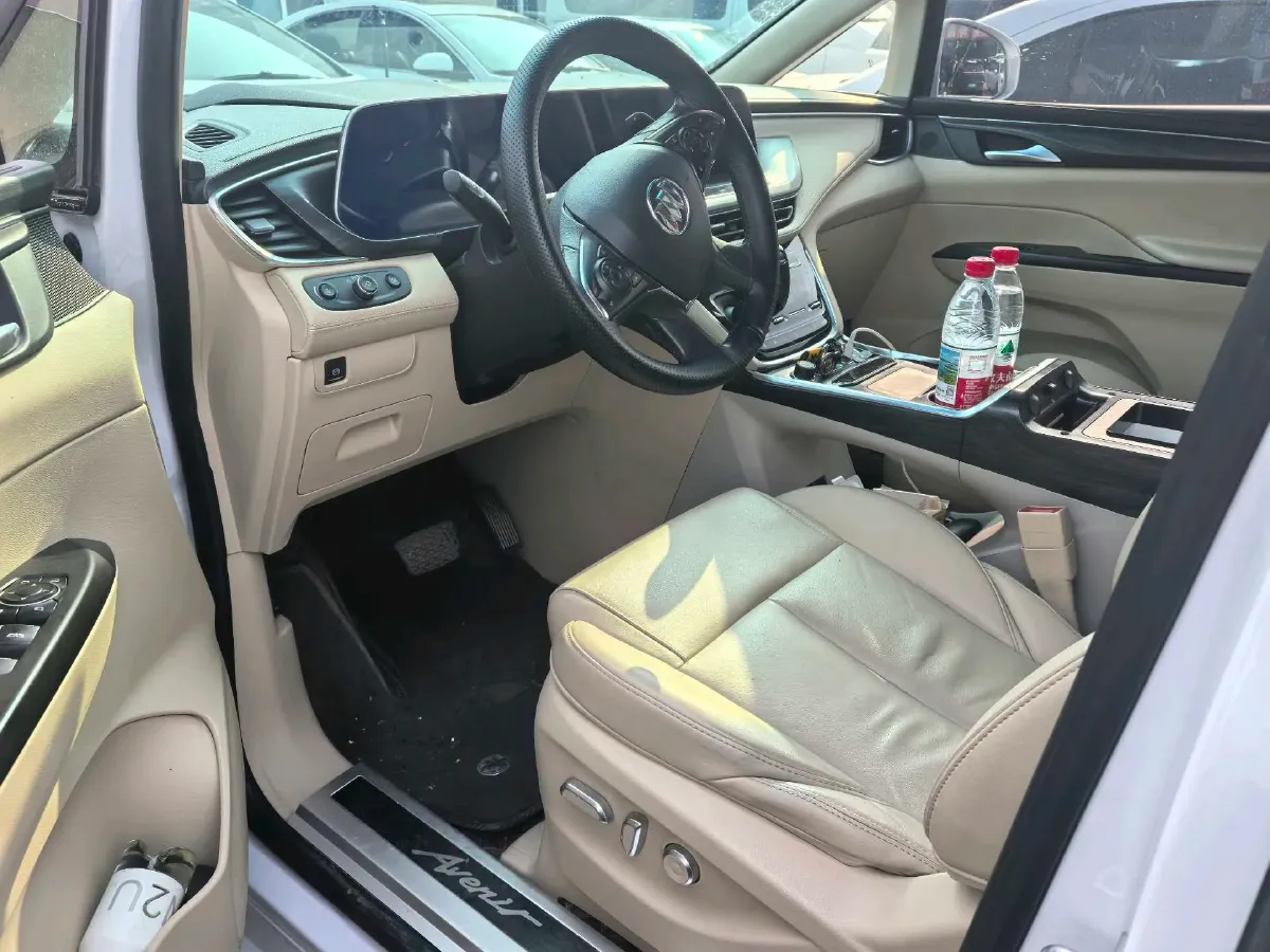 2023 Buick GL8 2.0T 237HP L4 9AT,autocango,china used car exporter,china ev exporter,chinese used car exporter,chinese used ev exporter