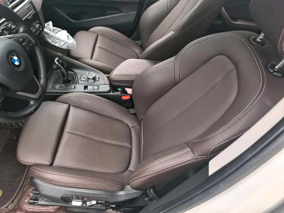 2021 BMW X1 1.5T 140HP L3 7DCT,autocango,china used car exporter,china ev exporter,chinese used car exporter,chinese used ev exporter