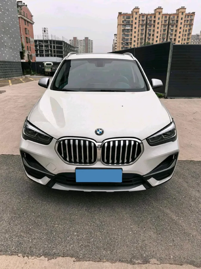 2021 BMW X1 1.5T 140HP L3 7DCT,autocango,china used car exporter,china ev exporter,chinese used car exporter,chinese used ev exporter