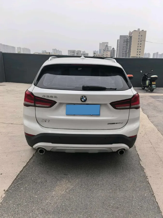 2021 BMW X1 1.5T 140HP L3 7DCT,autocango,china used car exporter,china ev exporter,chinese used car exporter,chinese used ev exporter