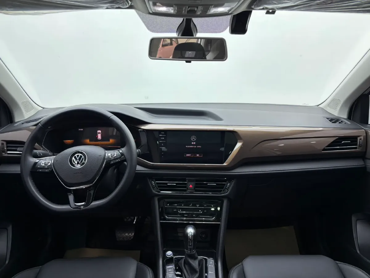 2021 Volkswagen Tharu 1.4T 150HP L4 7DCT,autocango,china used car exporter,china ev exporter,chinese used car exporter,chinese used ev exporter