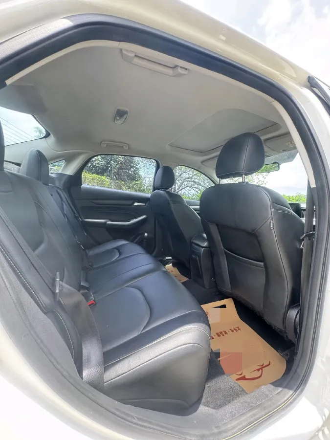 2021 Ford Escort 1.5L 122HP L3 6AT,autocango,china used car exporter,china ev exporter,chinese used car exporter,chinese used ev exporter