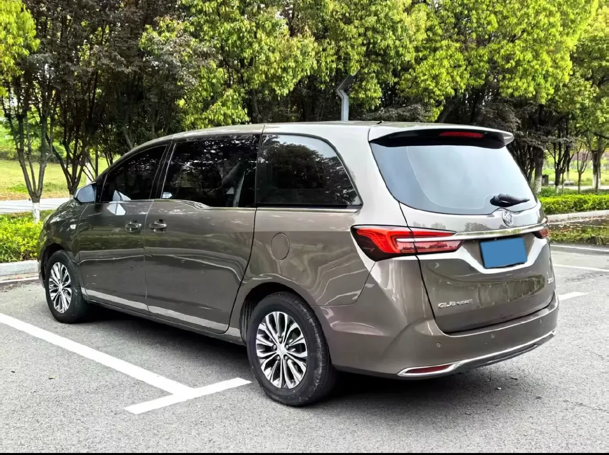 2021 Buick GL8 2.0T 237HP L4 9AT,autocango,china used car exporter,china ev exporter,chinese used car exporter,chinese used ev exporter