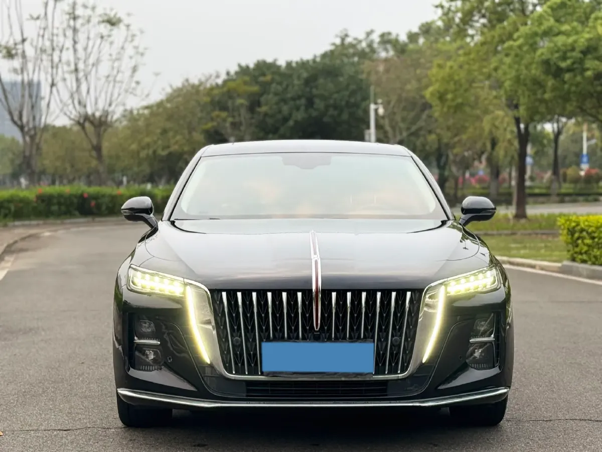 2024 HongQi H5 1.5T 169HP L4 7DCT,autocango,china used car exporter,china ev exporter,chinese used car exporter,chinese used ev exporter