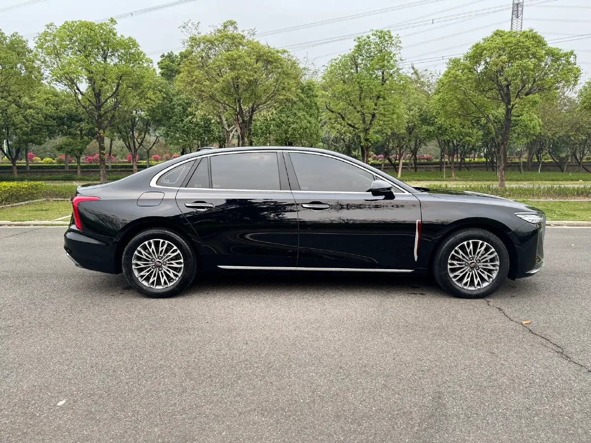 2024 HongQi H5 1.5T 169HP L4 7DCT,autocango,china used car exporter,china ev exporter,chinese used car exporter,chinese used ev exporter