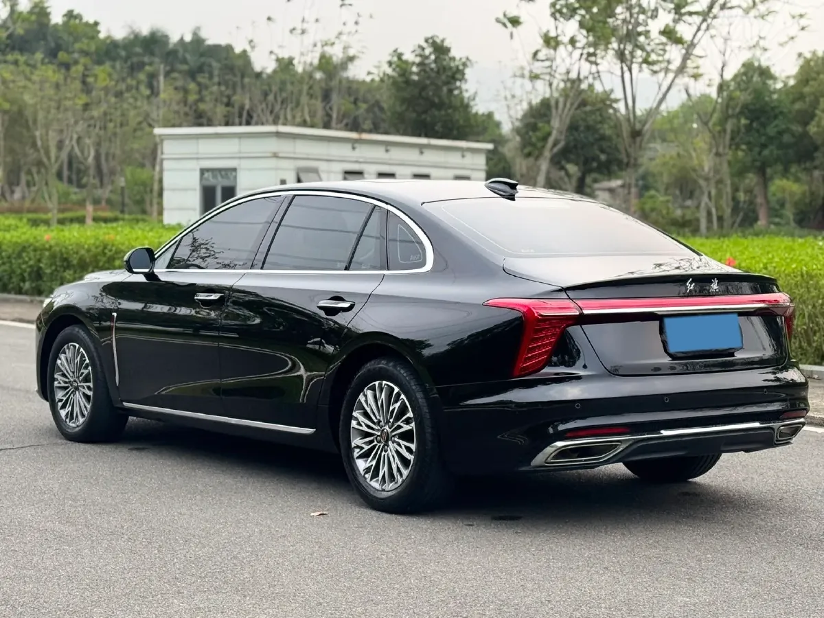 2024 HongQi H5 1.5T 169HP L4 7DCT,autocango,china used car exporter,china ev exporter,chinese used car exporter,chinese used ev exporter