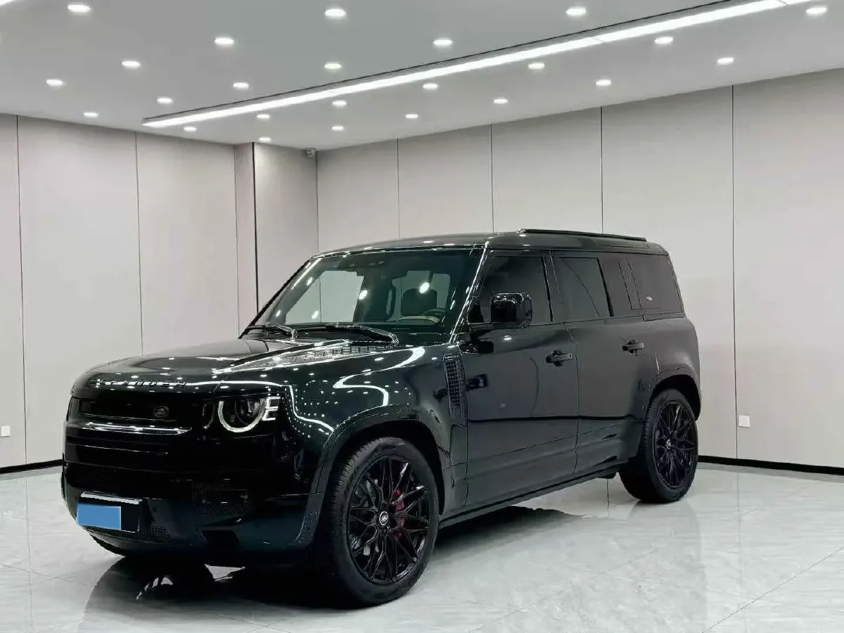 2024 Land Rover Defender 3.0T 400HP L6 8AT,autocango,china used car exporter,china ev exporter,chinese used car exporter,chinese used ev exporter