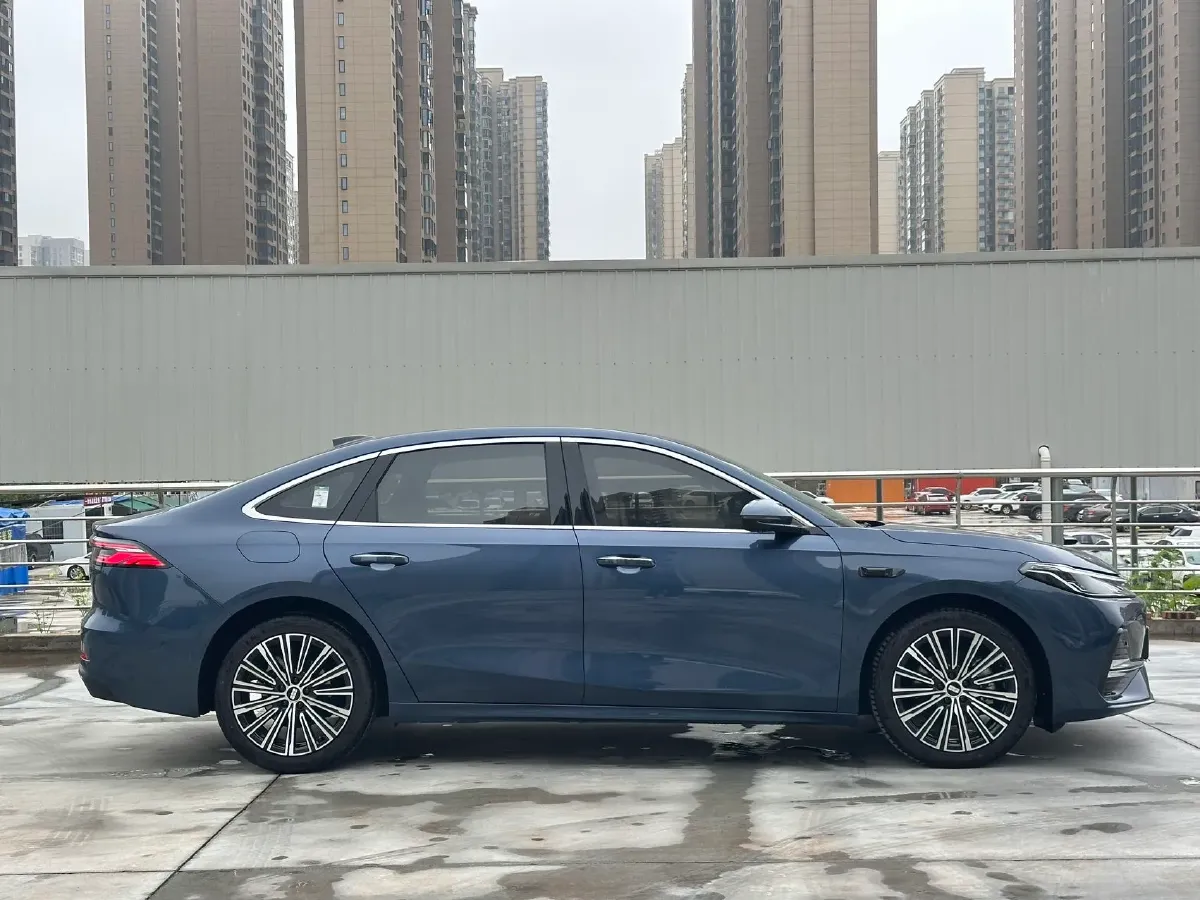 2025 Geely Galaxy A7 1.5L 112HP L4 1DHT PHEV,autocango,china used car exporter,china ev exporter,chinese used car exporter,chinese used ev exporter
