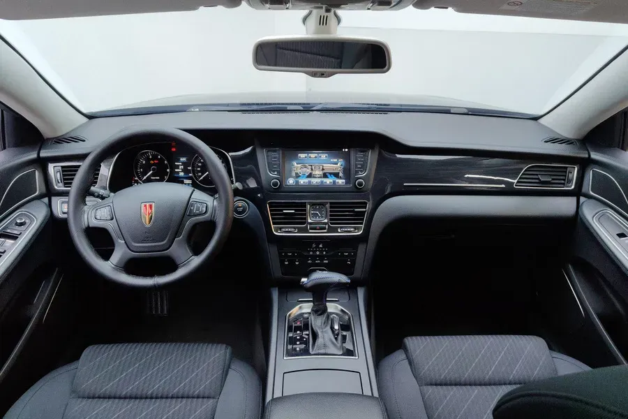 2019 HongQi H7 1.8T 188HP L4 6AT,autocango,china used car exporter,china ev exporter,chinese used car exporter,chinese used ev exporter