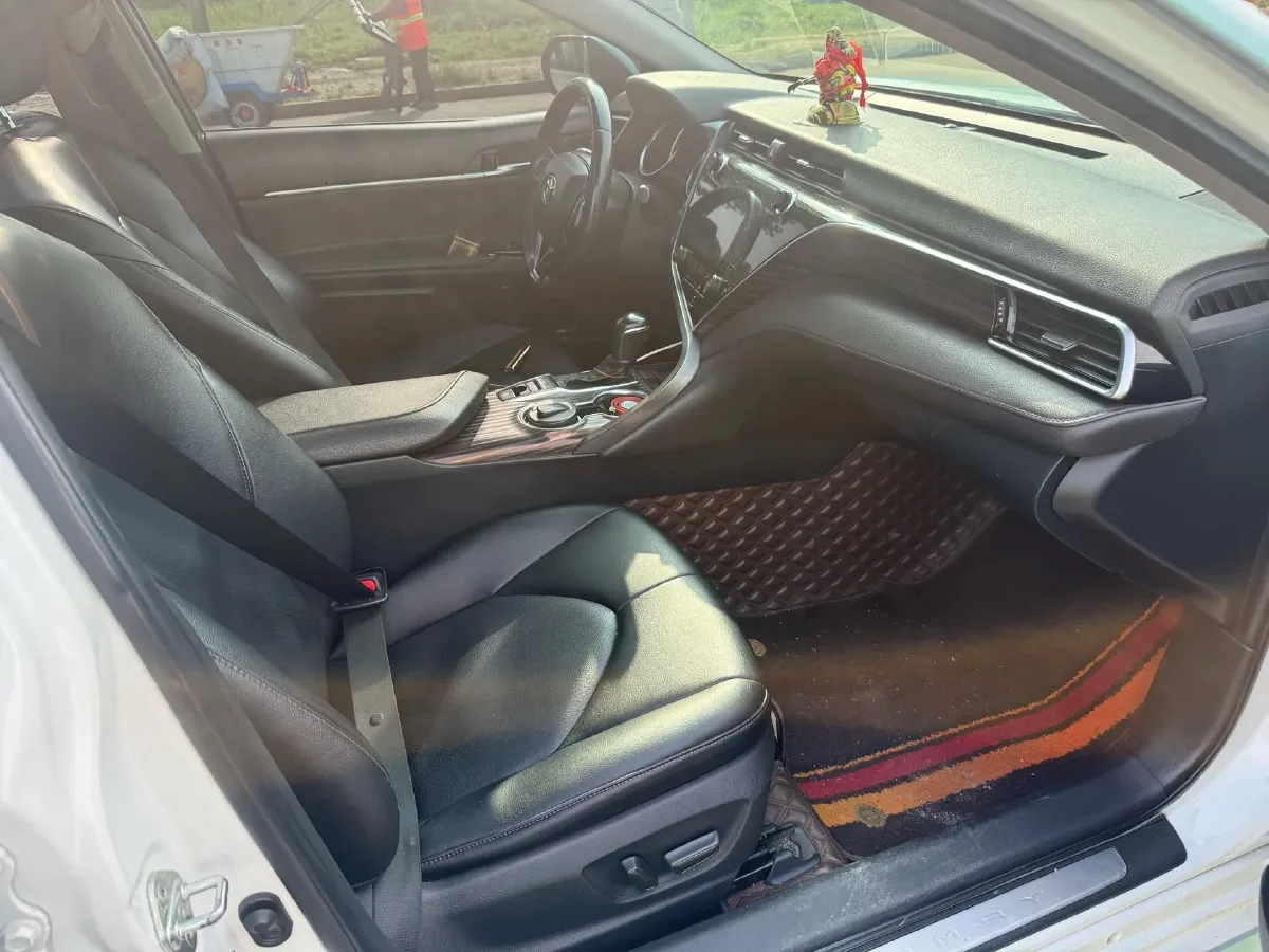 2019 Toyota Camry 2.5L 209HP L4 8AT,autocango,china used car exporter,china ev exporter,chinese used car exporter,chinese used ev exporter