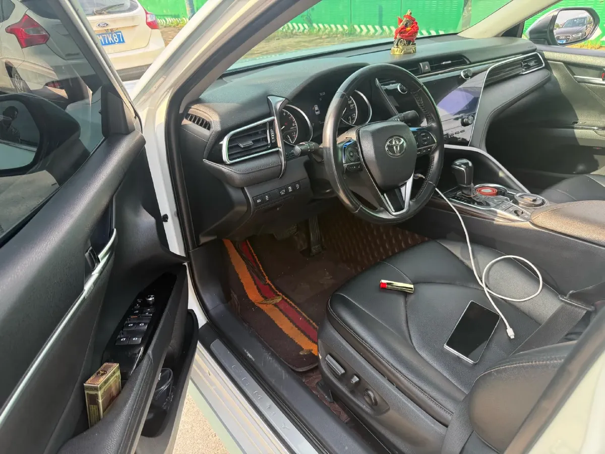 2019 Toyota Camry 2.5L 209HP L4 8AT,autocango,china used car exporter,china ev exporter,chinese used car exporter,chinese used ev exporter
