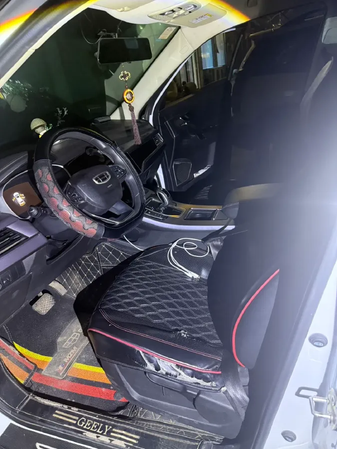 2020 Roewe i6 1.5T 169HP L4 7DCT,autocango,china used car exporter,china ev exporter,chinese used car exporter,chinese used ev exporter