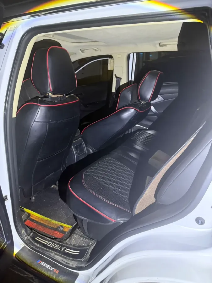 2020 Roewe i6 1.5T 169HP L4 7DCT,autocango,china used car exporter,china ev exporter,chinese used car exporter,chinese used ev exporter