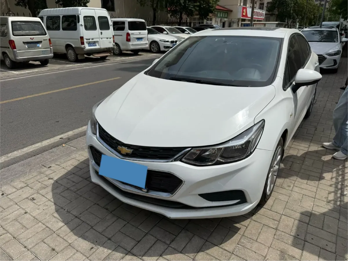 2018 Chevrolet Cruze 1.5L 114HP L4 6AT,autocango,china used car exporter,china ev exporter,chinese used car exporter,chinese used ev exporter