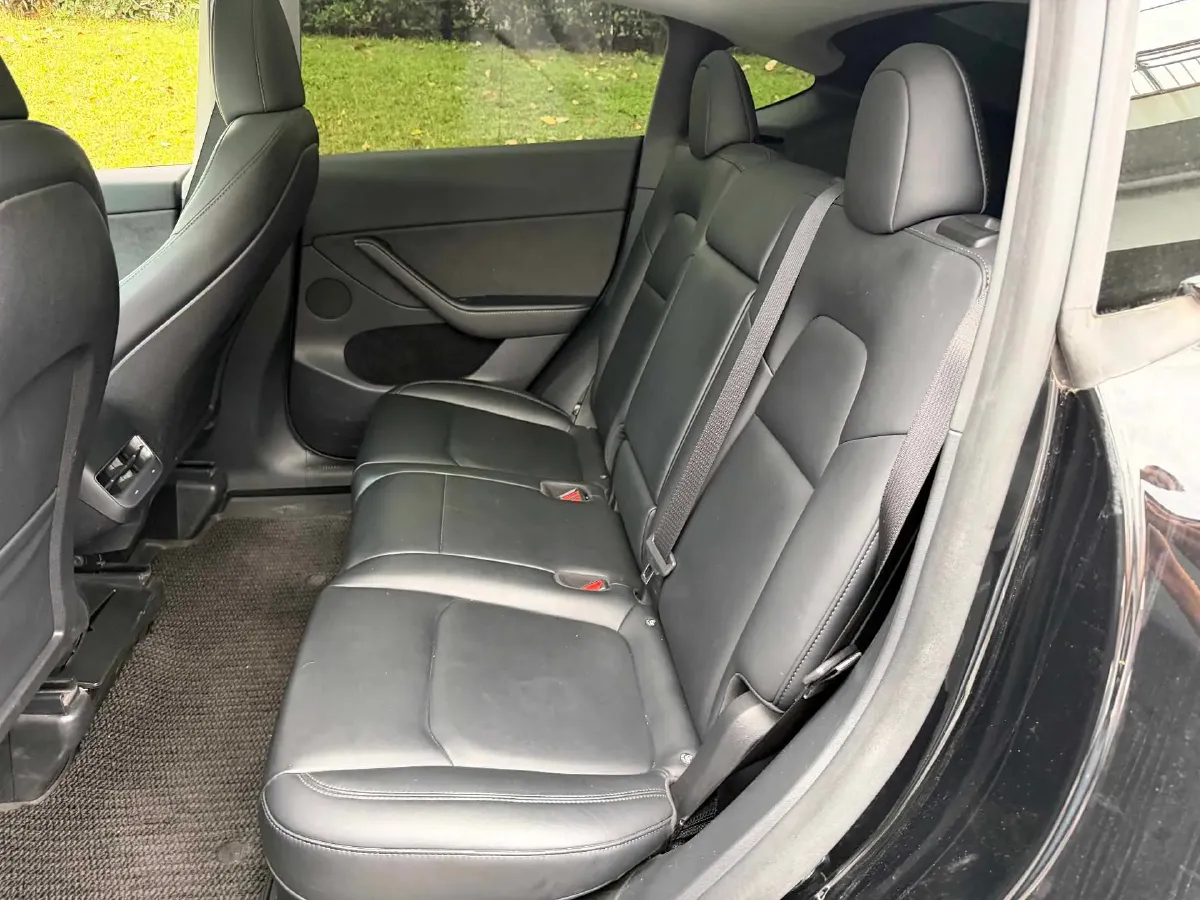 2022 Tesla Model Y BEV 60KWH,autocango,china used car exporter,china ev exporter,chinese used car exporter,chinese used ev exporter