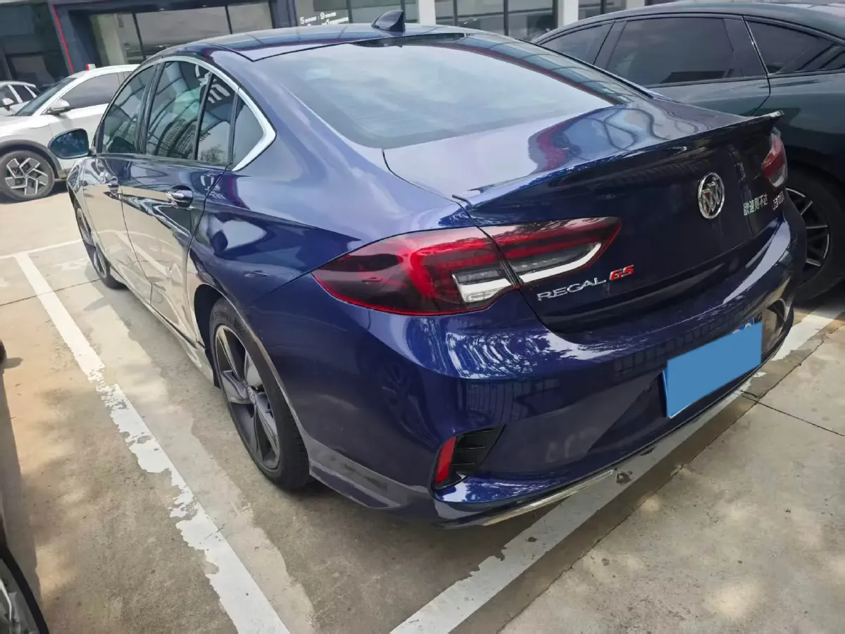2020 Buick Regal 2.0T 237HP L4 9AT,autocango,china used car exporter,china ev exporter,chinese used car exporter,chinese used ev exporter