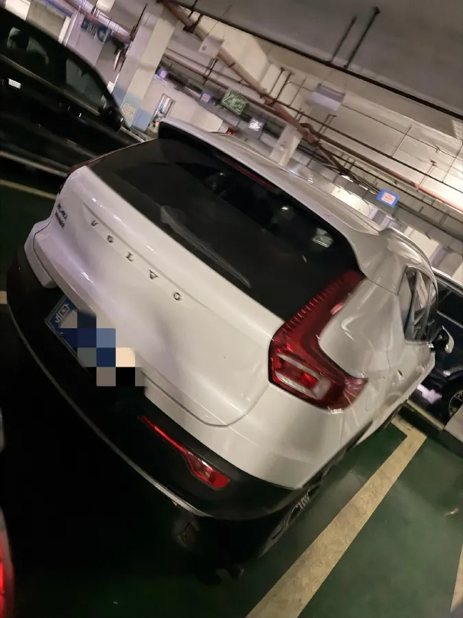 2020 Volvo XC40 1.5T 163HP L3 8AT,autocango,china used car exporter,china ev exporter,chinese used car exporter,chinese used ev exporter