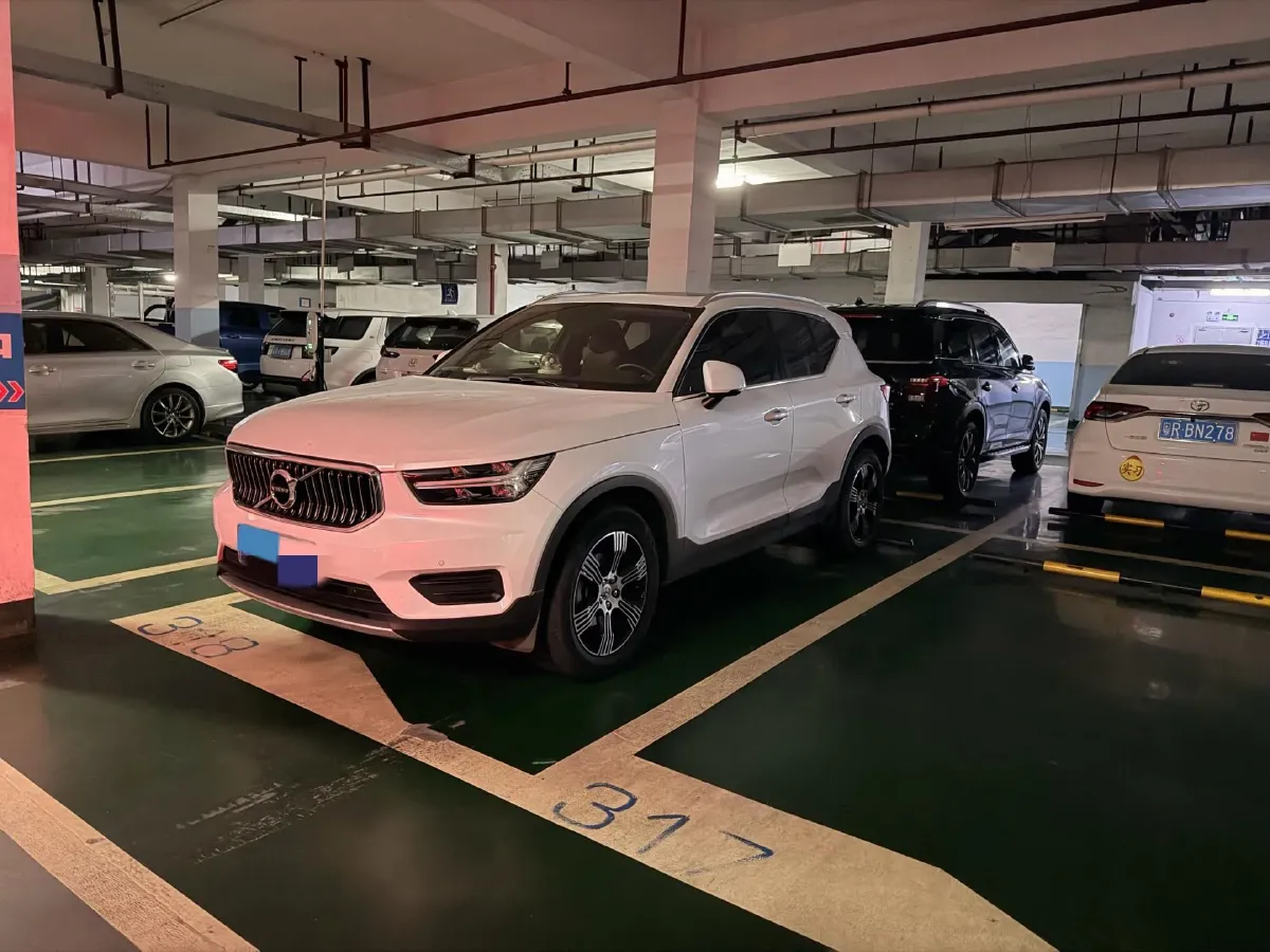 2020 Volvo XC40 1.5T 163HP L3 8AT,autocango,china used car exporter,china ev exporter,chinese used car exporter,chinese used ev exporter