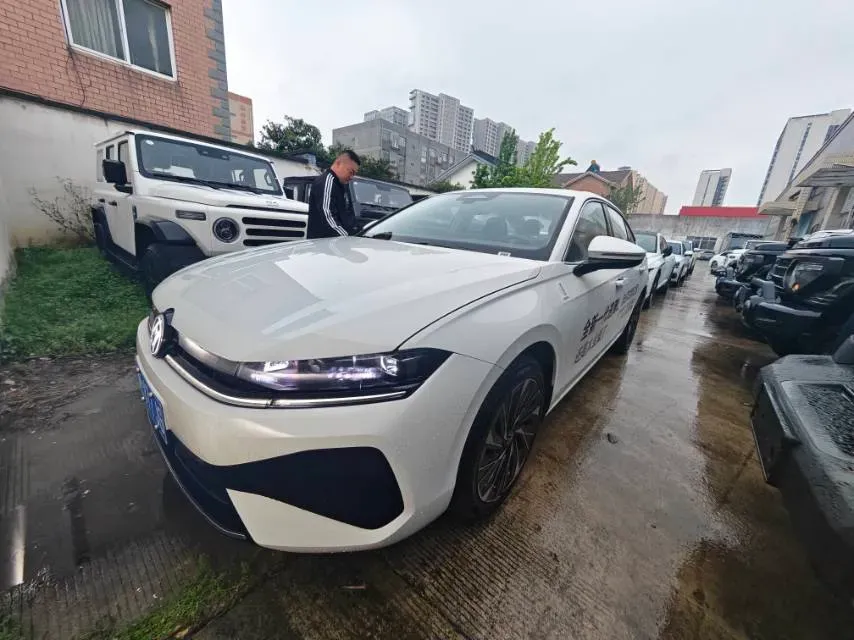 2026 Volkswagen Sagitar 1.5T 160HP L4 7DCT,autocango,china used car exporter,china ev exporter,chinese used car exporter,chinese used ev exporter