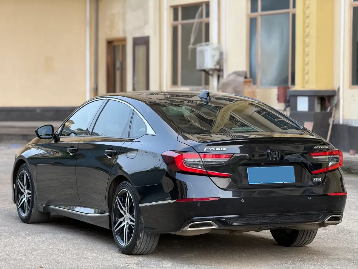 2022 Honda Accord 1.5T 194HP L4 CVT,autocango,china used car exporter,china ev exporter,chinese used car exporter,chinese used ev exporter