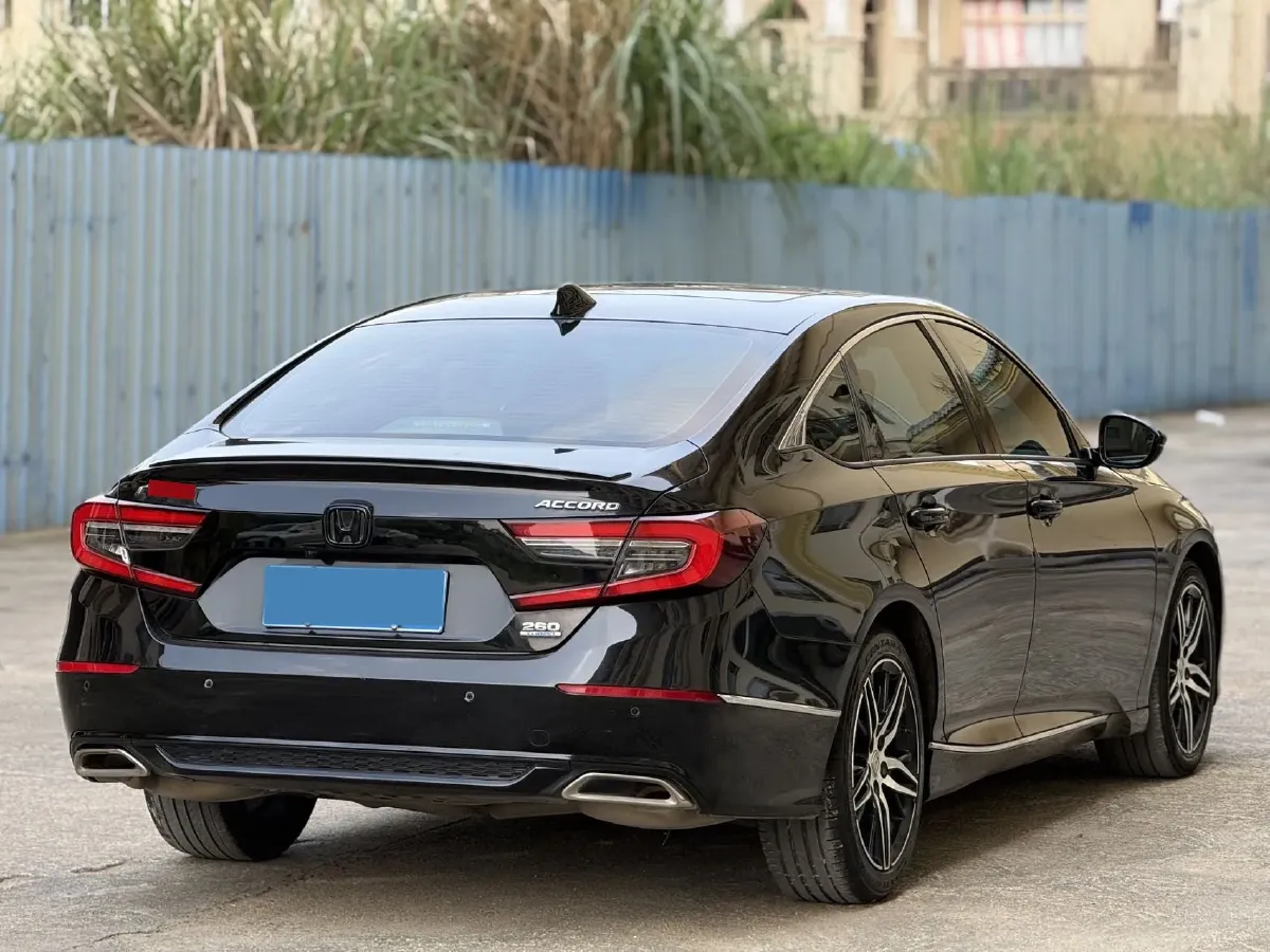 2022 Honda Accord 1.5T 194HP L4 CVT,autocango,china used car exporter,china ev exporter,chinese used car exporter,chinese used ev exporter