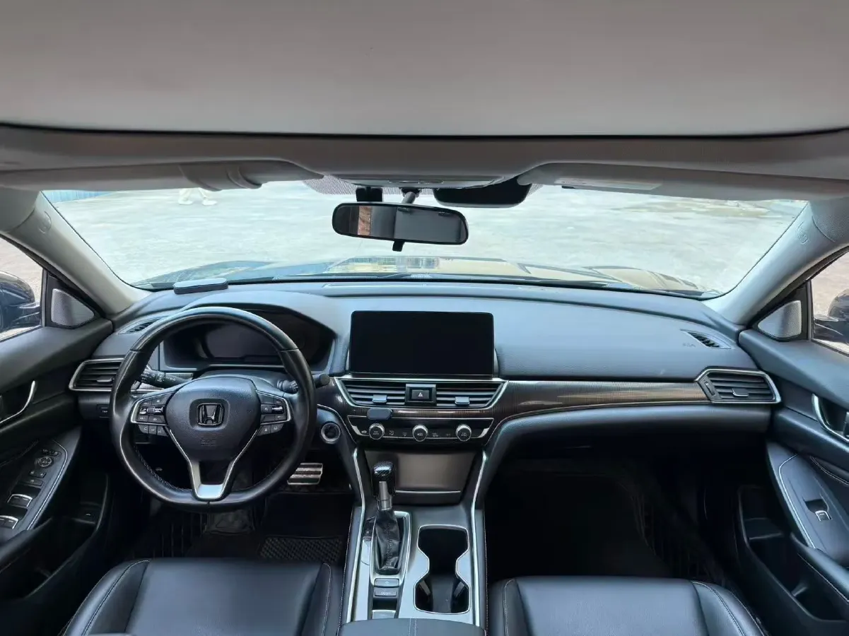 2022 Honda Accord 1.5T 194HP L4 CVT,autocango,china used car exporter,china ev exporter,chinese used car exporter,chinese used ev exporter