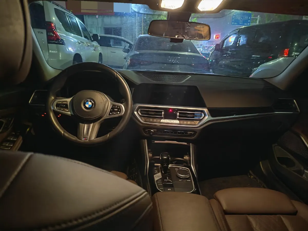 2022 BMW 3 Series 2.0T 156HP L4 8AT,autocango,china used car exporter,china ev exporter,chinese used car exporter,chinese used ev exporter