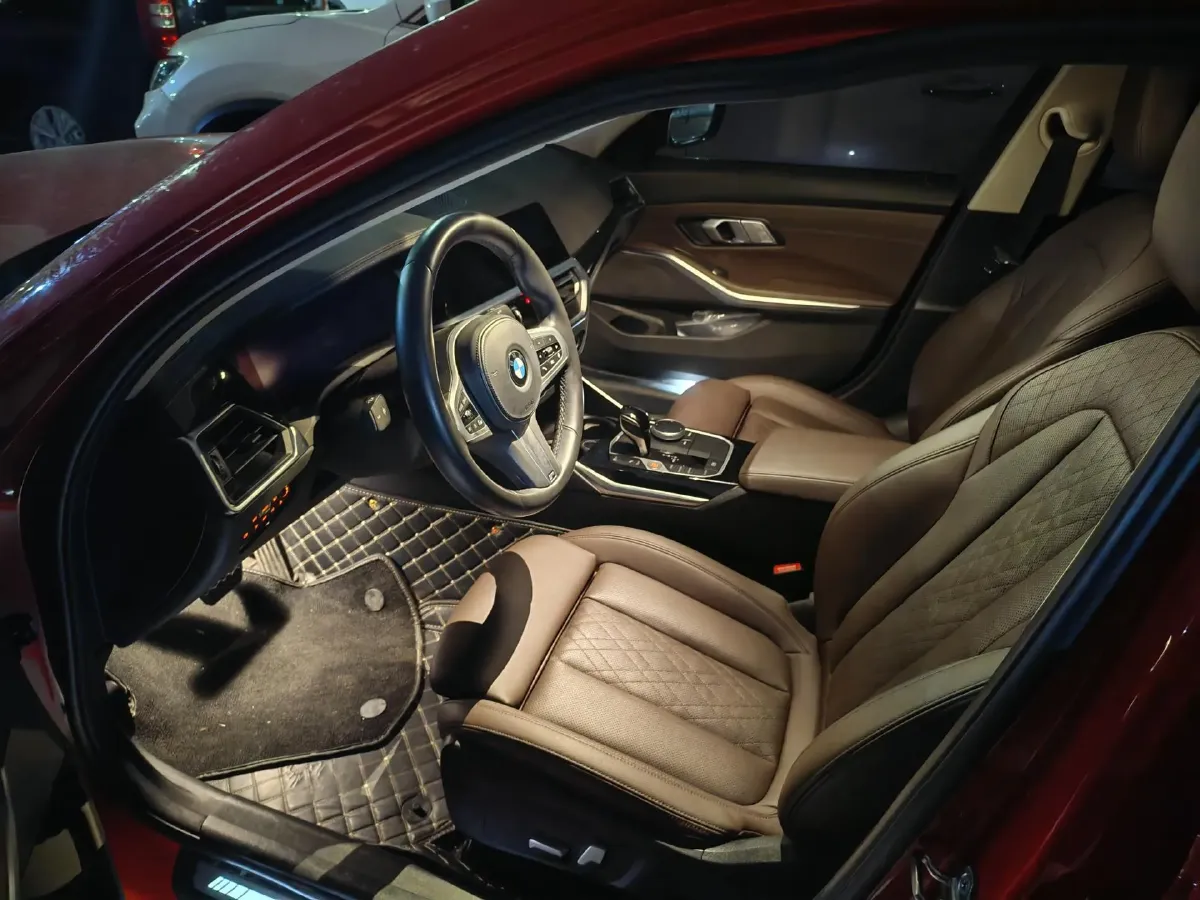 2022 BMW 3 Series 2.0T 156HP L4 8AT,autocango,china used car exporter,china ev exporter,chinese used car exporter,chinese used ev exporter