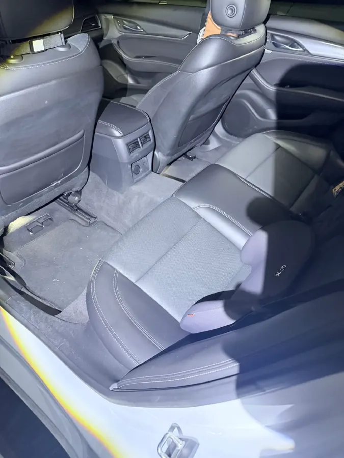 2021 Cadillac CT5 2.0T 237HP L4 10AT,autocango,china used car exporter,china ev exporter,chinese used car exporter,chinese used ev exporter