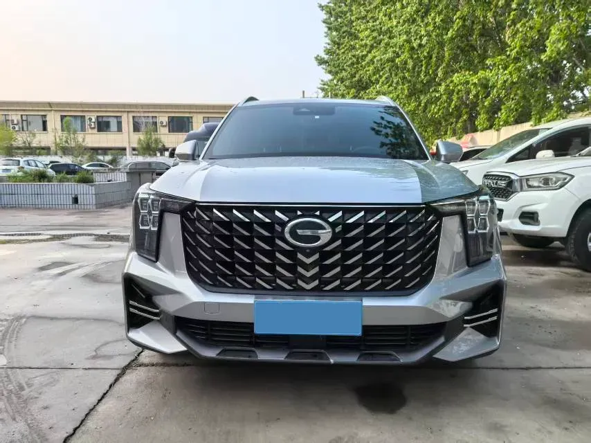 2022 GAC Trumpchi GS8 2.0T 252HP L4 8AT,autocango,china used car exporter,china ev exporter,chinese used car exporter,chinese used ev exporter