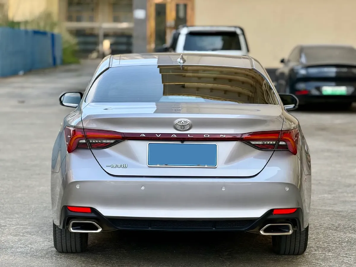 2022 Toyota Avalon 2.0L 178HP L4 CVT,autocango,china used car exporter,china ev exporter,chinese used car exporter,chinese used ev exporter