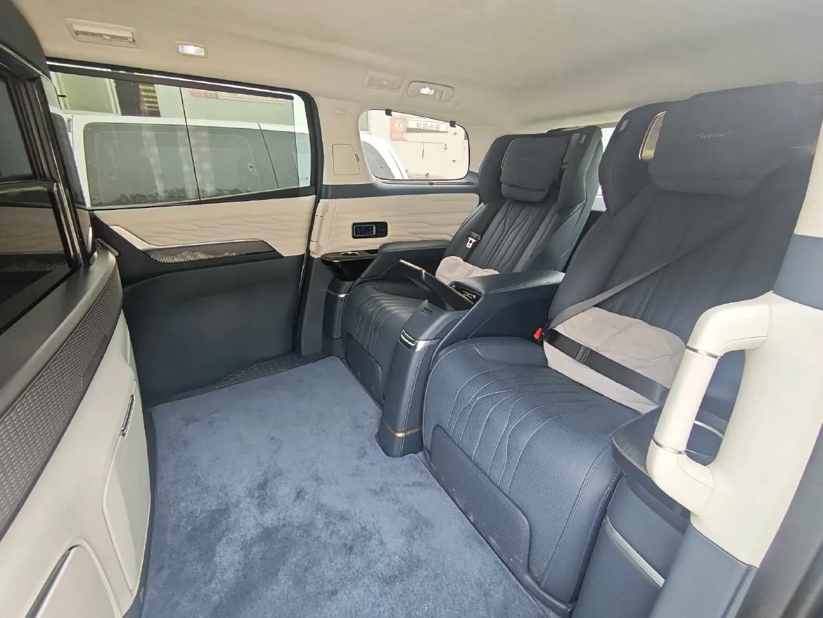 2023 Buick Century 2.0T 237HP L4 9AT,autocango,china used car exporter,china ev exporter,chinese used car exporter,chinese used ev exporter