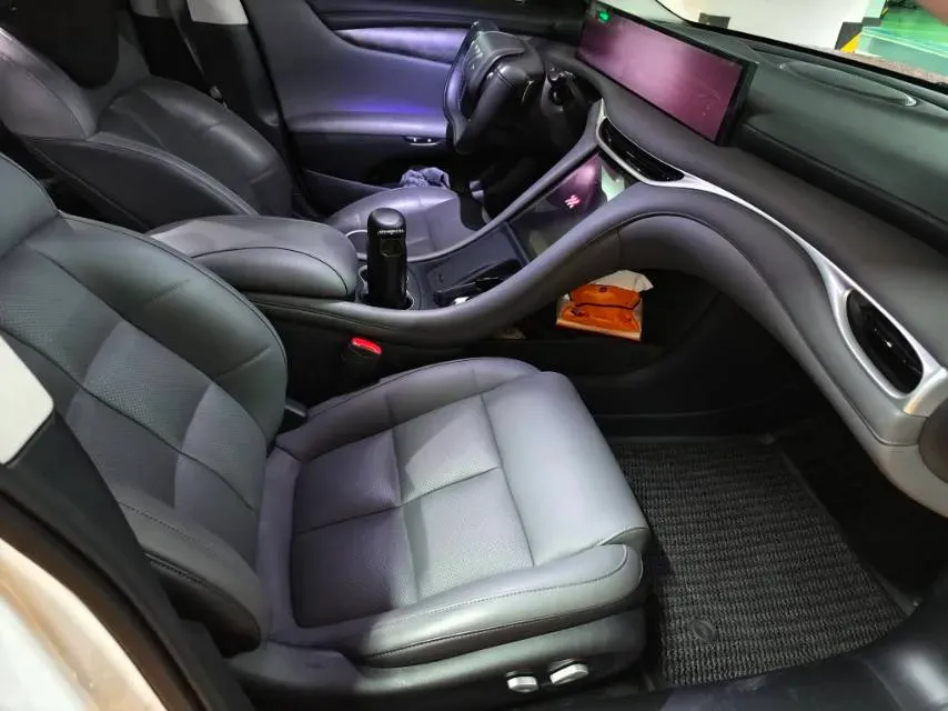 2024 IM L6 BEV 75KWH,autocango,china used car exporter,china ev exporter,chinese used car exporter,chinese used ev exporter