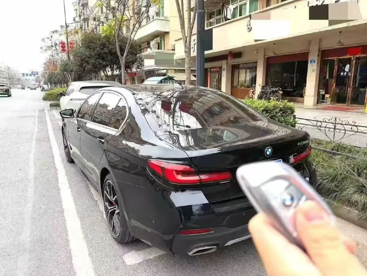 2023 BMW 5 Series 2.0T 245HP L4 8AT,autocango,china used car exporter,china ev exporter,chinese used car exporter,chinese used ev exporter
