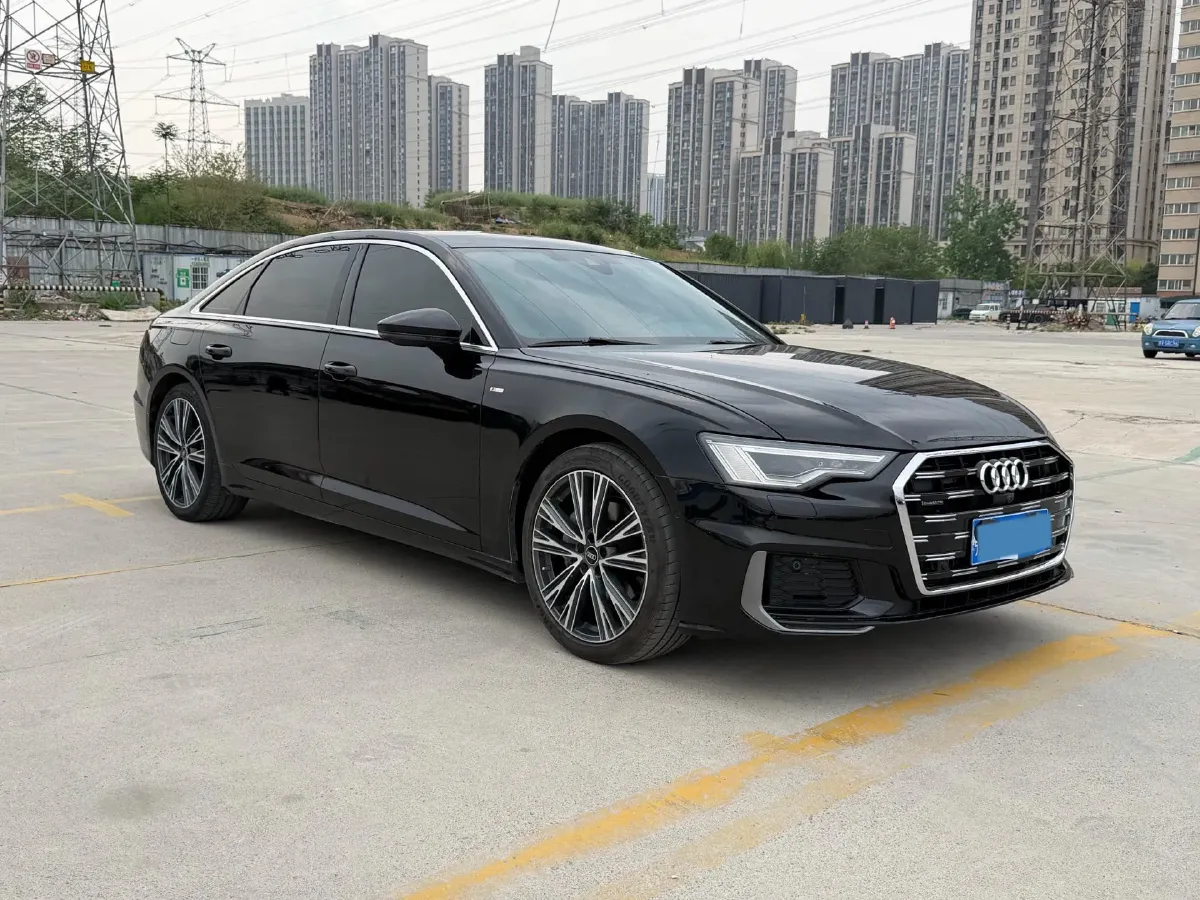 2022 Audi A6L 2.0T 224HP L4 7DCT,autocango,china used car exporter,china ev exporter,chinese used car exporter,chinese used ev exporter
